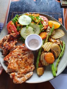 Repas di jardin bio reduisant son impact hydrique sans etre vegan